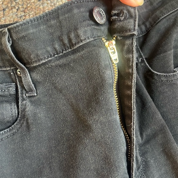 Levi's Black Skinny Jeans Classic Style - Picture 7 of 12